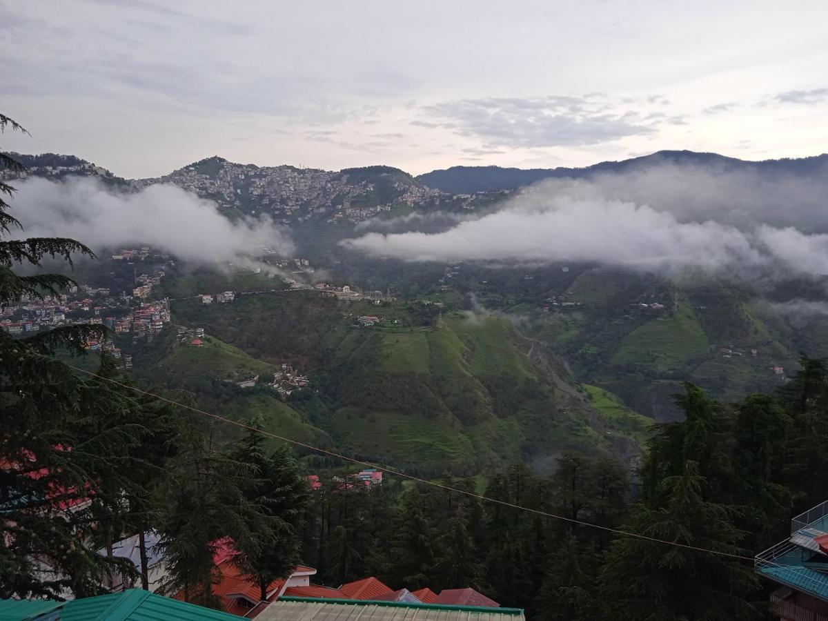 Deluxe Homestay Apartments With Kitchen In Shimla Eksteriør bilde